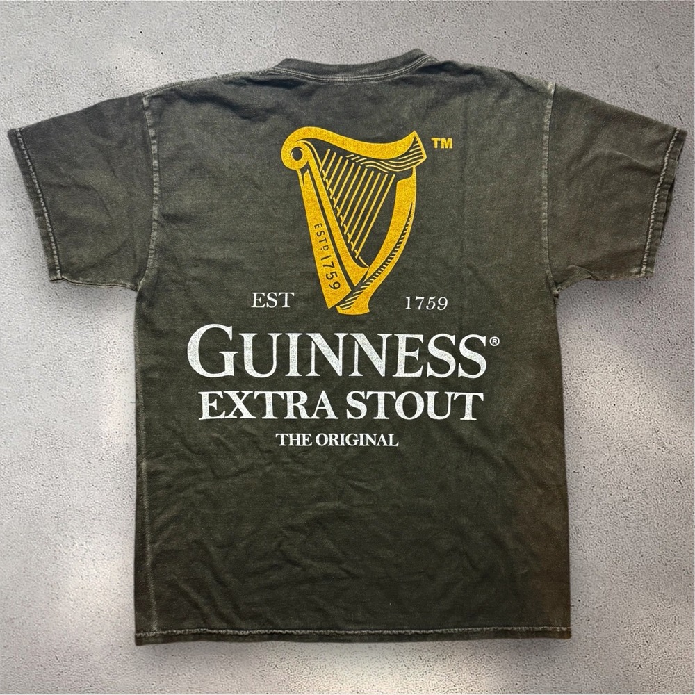 Guinness Extra Stout Graphic T-Shirt Mens Large Faded Black Cotton Beer Tee L